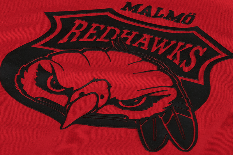 T-shirt emblem röd